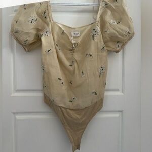 Le Lis Pale Yellow Floral Print Puffsleeve Thong Bodysuit